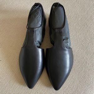 Vince Noella Black Leather Flats